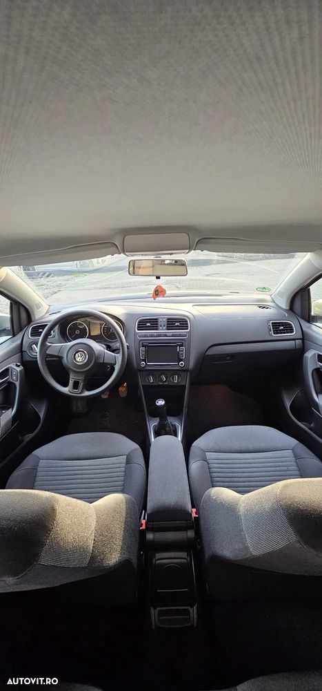 Volkswagen Polo 1.6 TDI Comfortline - 17