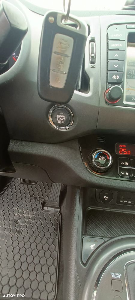 Kia Sportage - 8