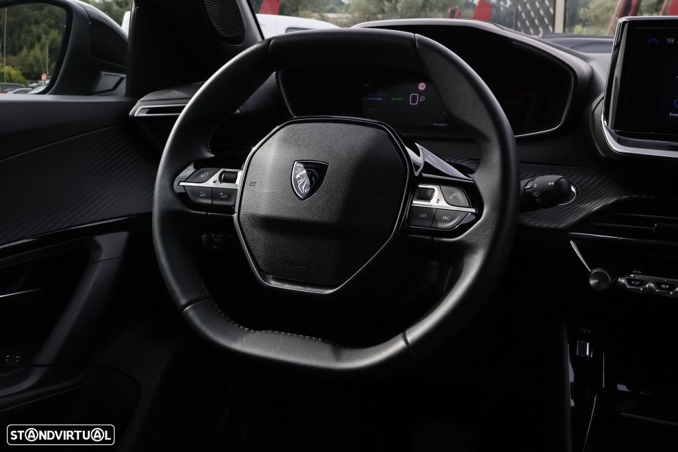 Peugeot e-2008 54 kWh Allure - 10
