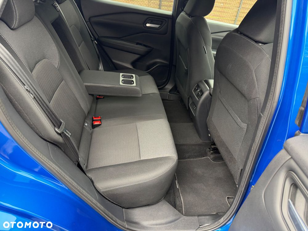 Nissan Qashqai 1.3 DIG-T N-Connecta - 30