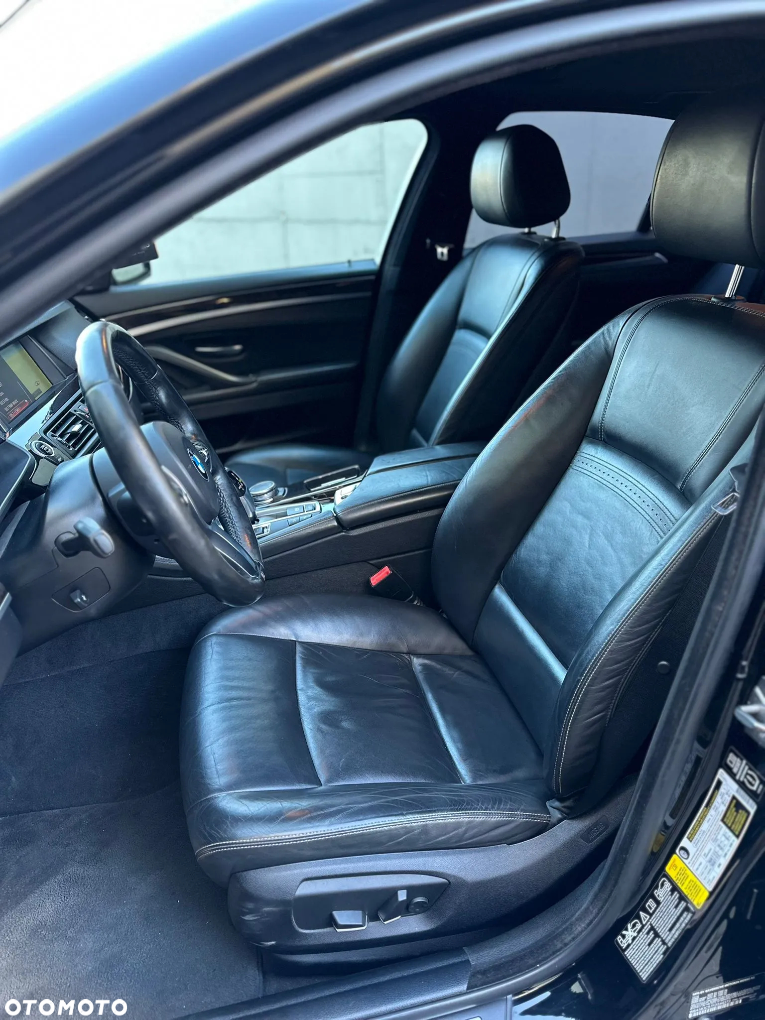 BMW Seria 5 535i xDrive Luxury Line - 10