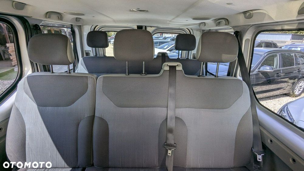 Opel Vivaro - 18