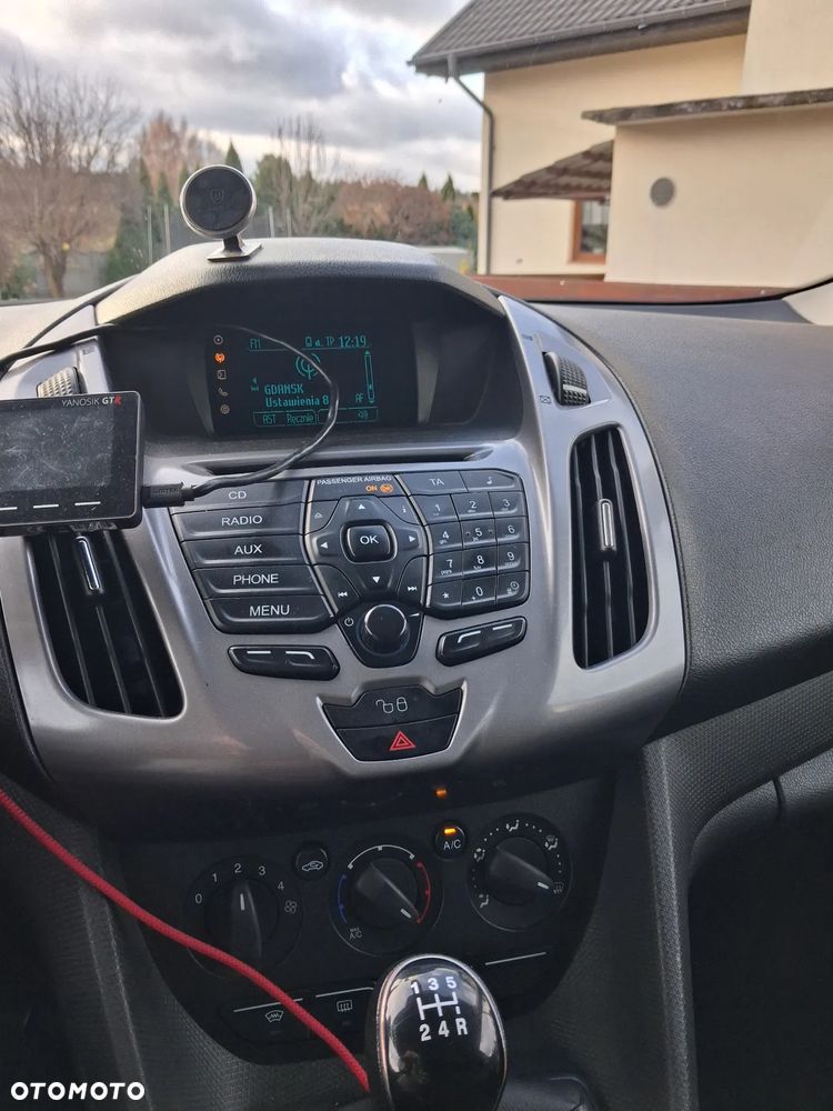 Ford Transit Connect - 8