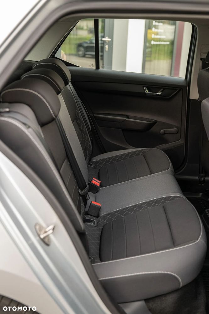 Skoda Fabia 1.0 TSI Ambition - 9