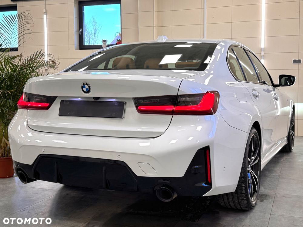 BMW Seria 3 320d xDrive mHEV M Sport sport - 10