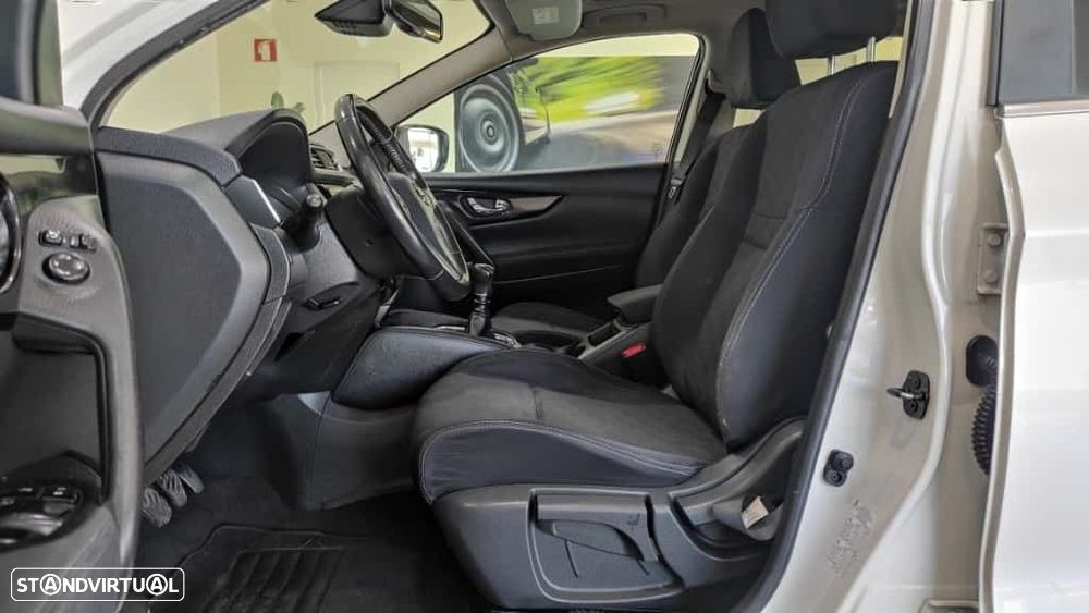 Nissan Qashqai 1.5 dCi Tekna Sport 17 - 16