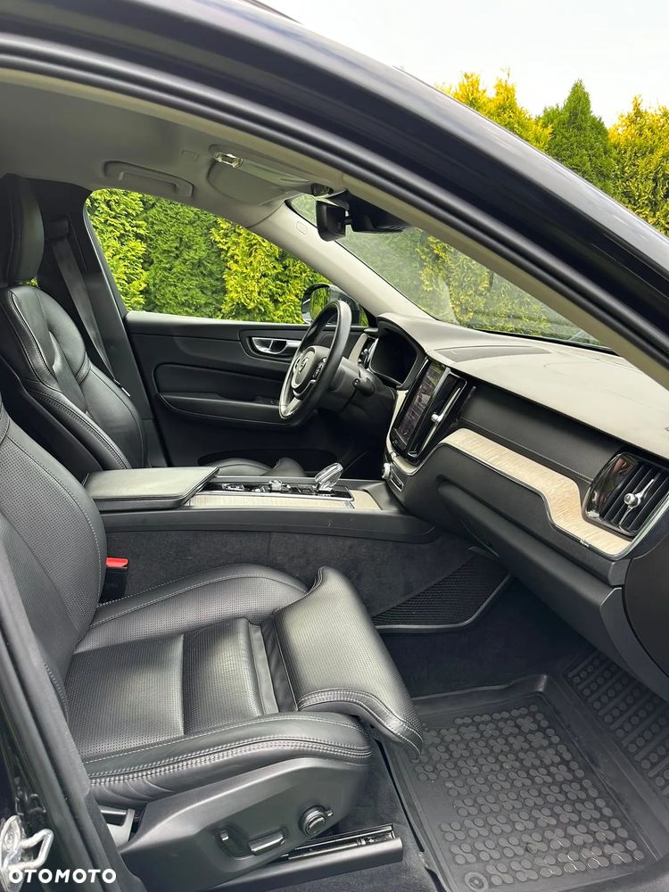 Volvo XC 60 B5 D AWD Inscription - 13