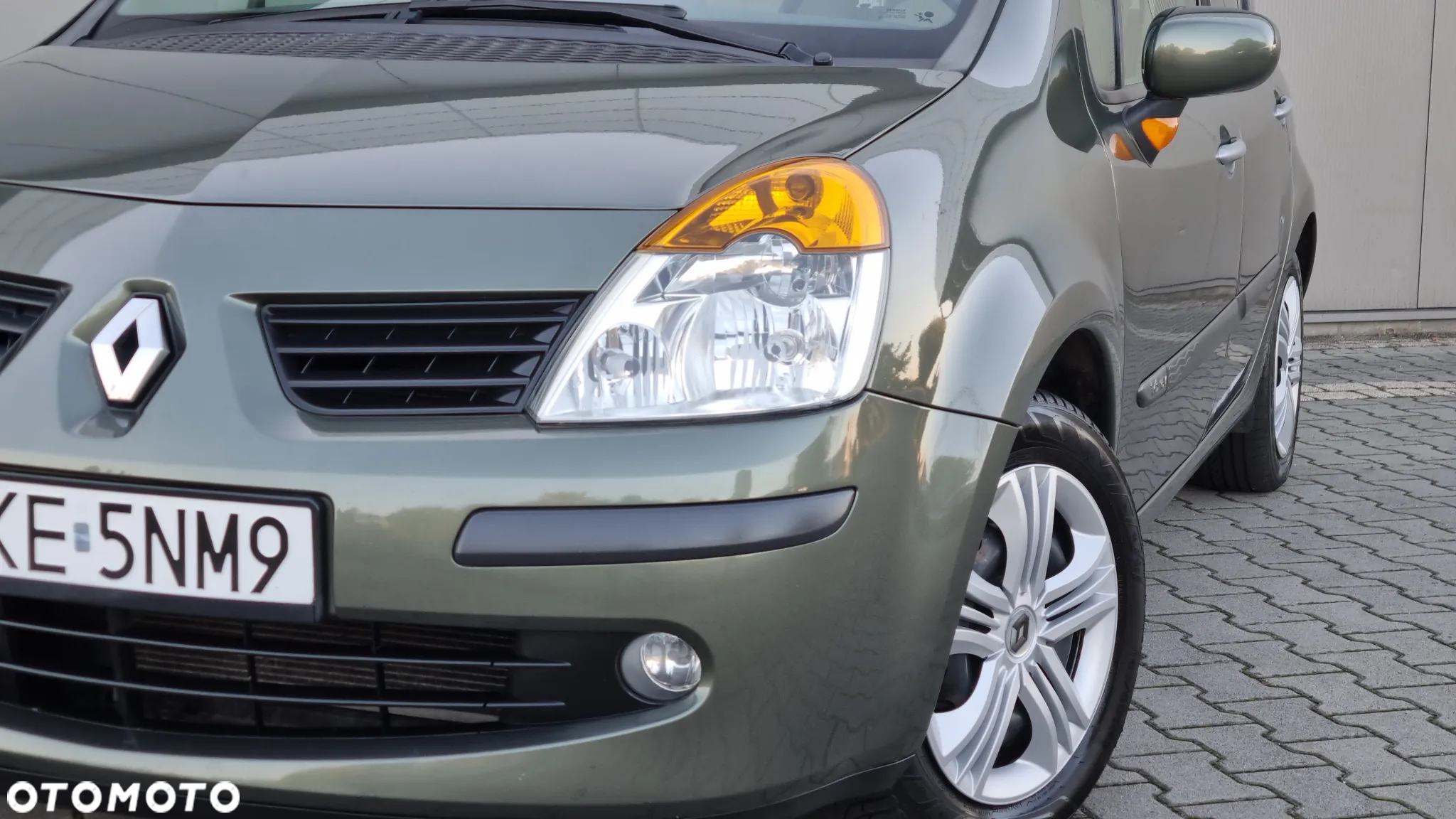 Renault Modus - 32