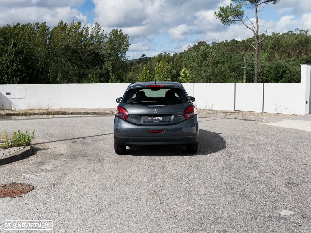 Peugeot 208 1.2 PureTech Style - 7