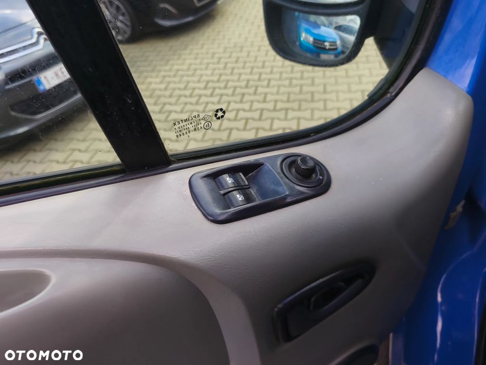 Renault Trafic - 9