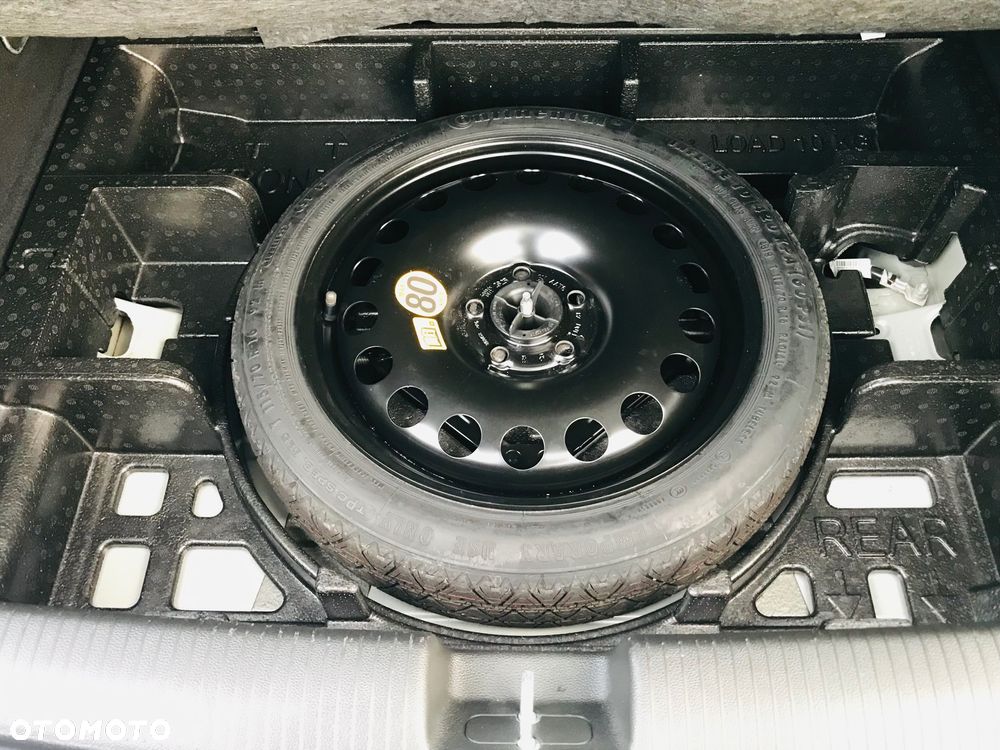 Opel Astra 1.2 Turbo Start/Stop Design&Tech - 27