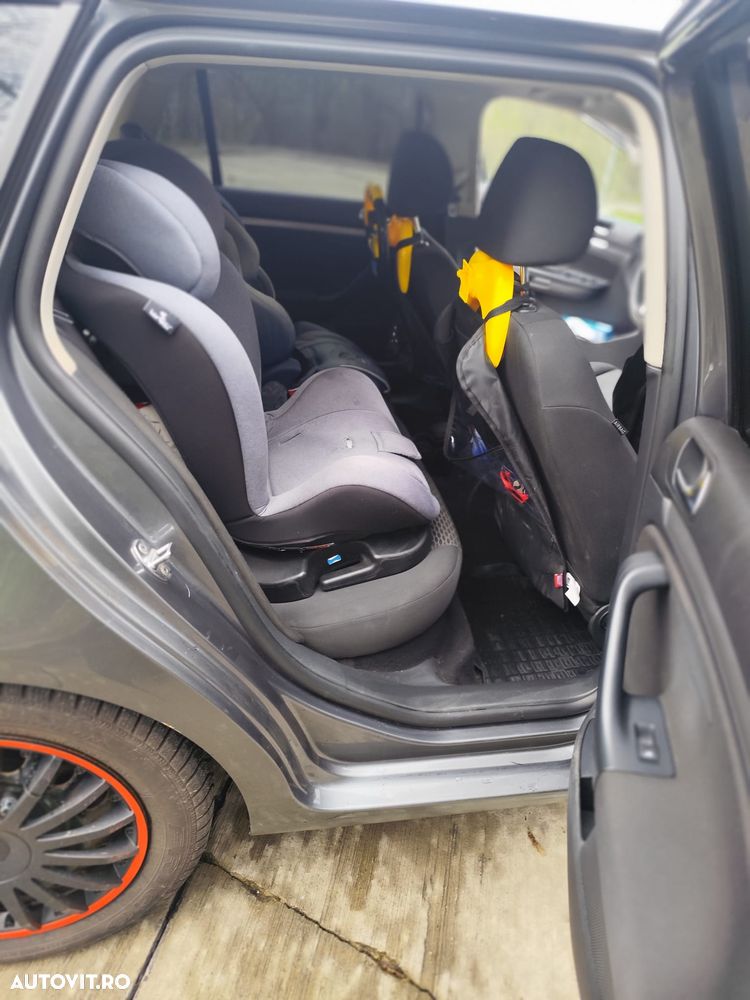 Volkswagen Golf 1.6 TDI DPF Trendline - 18