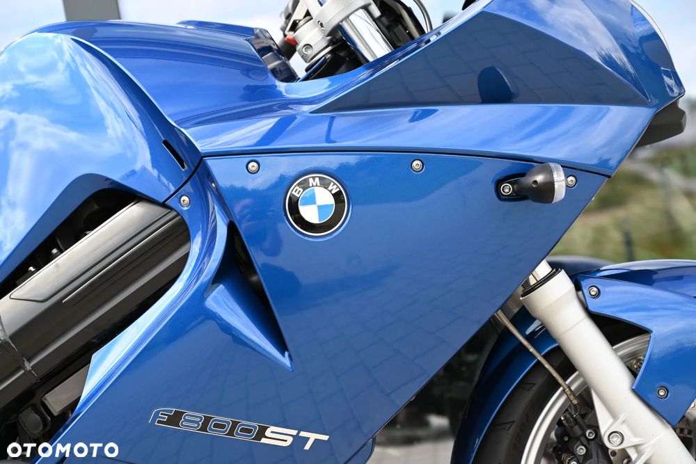 BMW F - 30