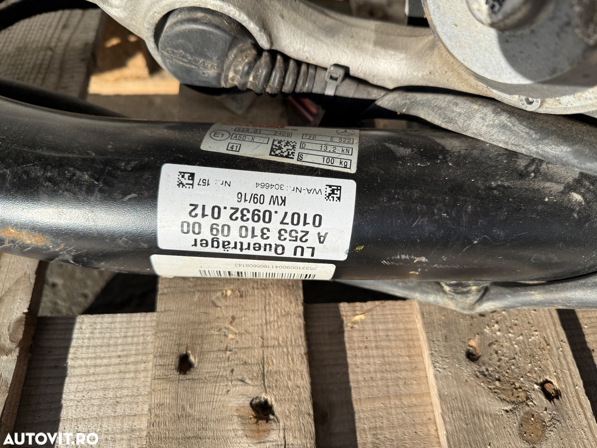 Cârlig remorcare tractare mercedes GLC suv  w253 A253 x253 C253 electric original mercedes oem - 5