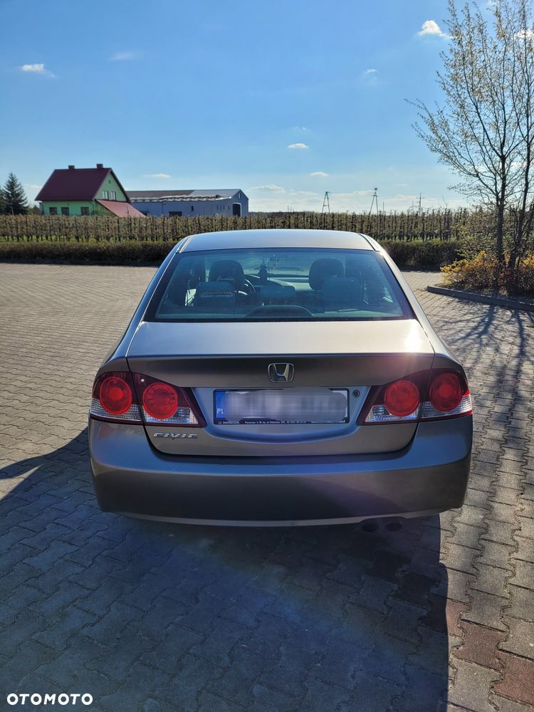 Honda Civic 1.8 Executive - 5