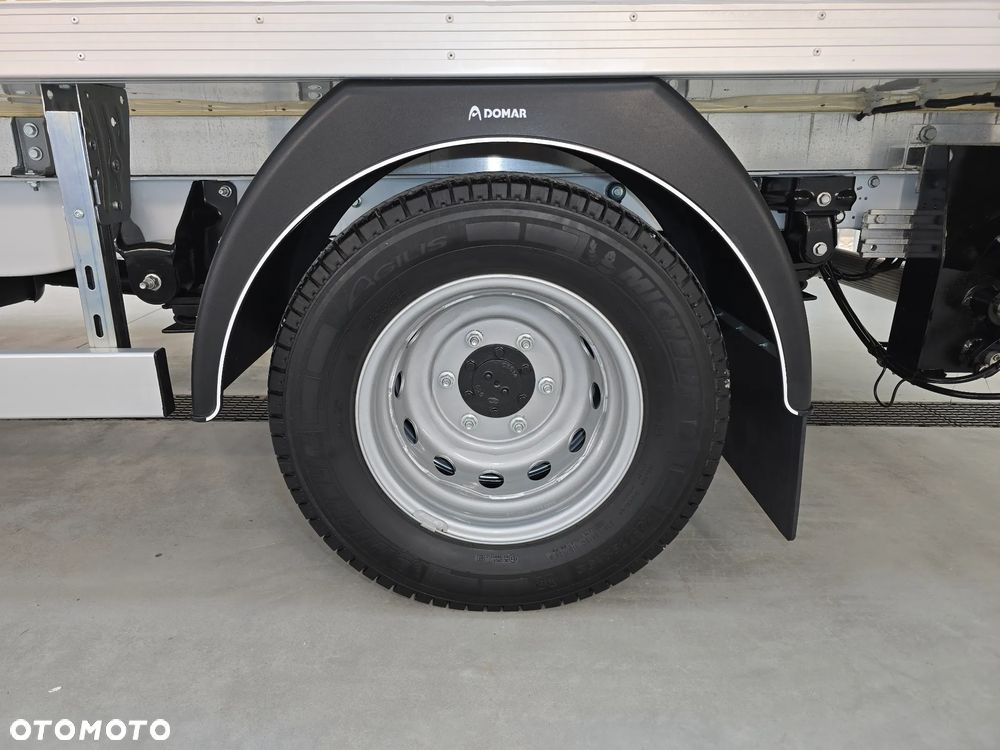 Ford TRANSIT 350-170 IZOTERMA WINDA 750Kg 48 Tyś Km SERWIS ASO FORD DO OSTATNIEGO Km SALON PL STAN JAK NOWY TEMPOMAT KLIMA ELKTRYKA ASYSTEN KIEROWCY WZMOCNIONE TYLNE ZAWIESZENIE RESOR + PODUSZKI PNEŁMATYCZNE - 21