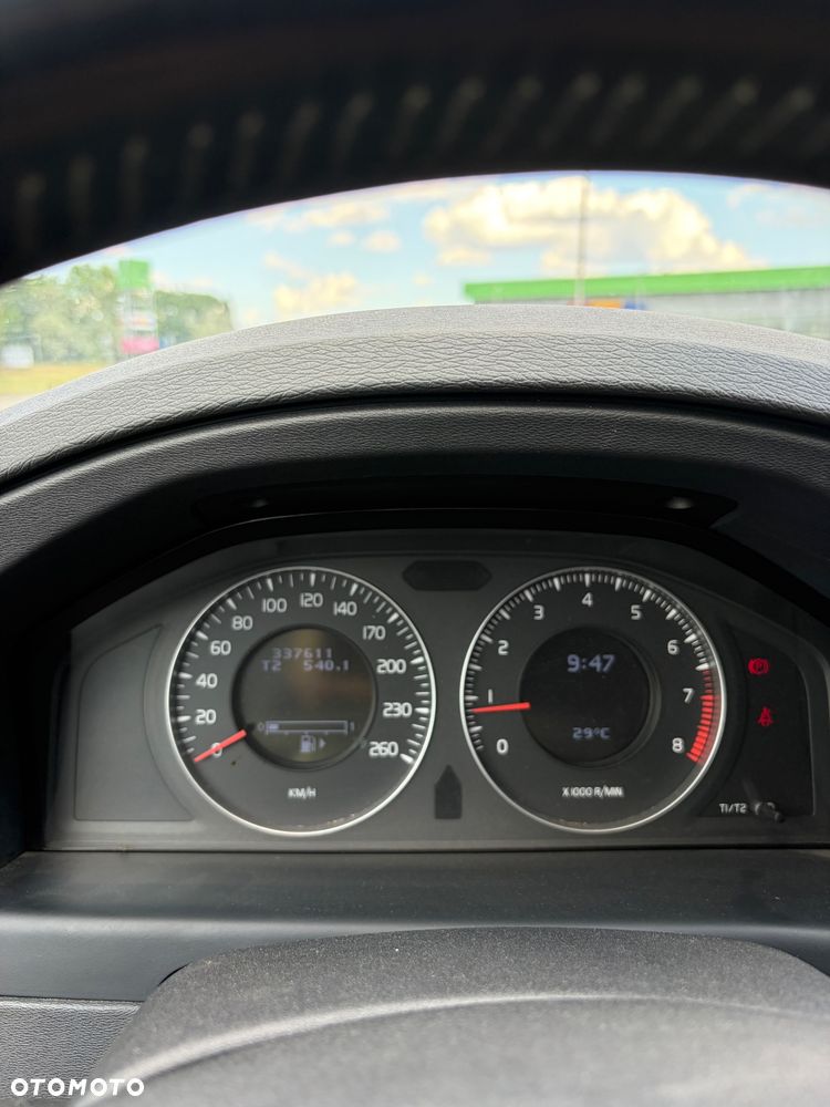 Volvo V70 2.0 Momentum - 5