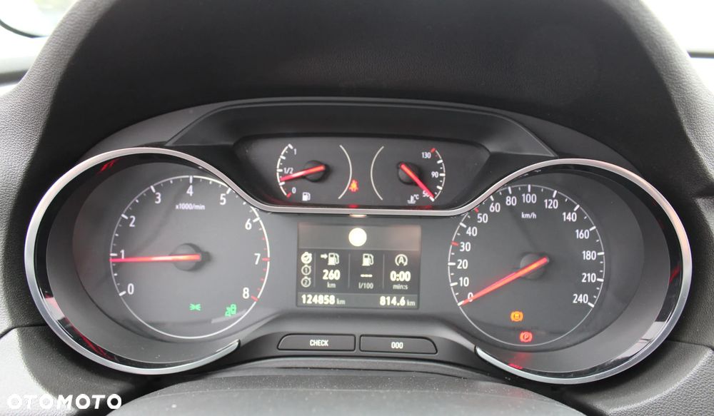 Opel Grandland X 1.2 Start/Stop INNOVATION - 27