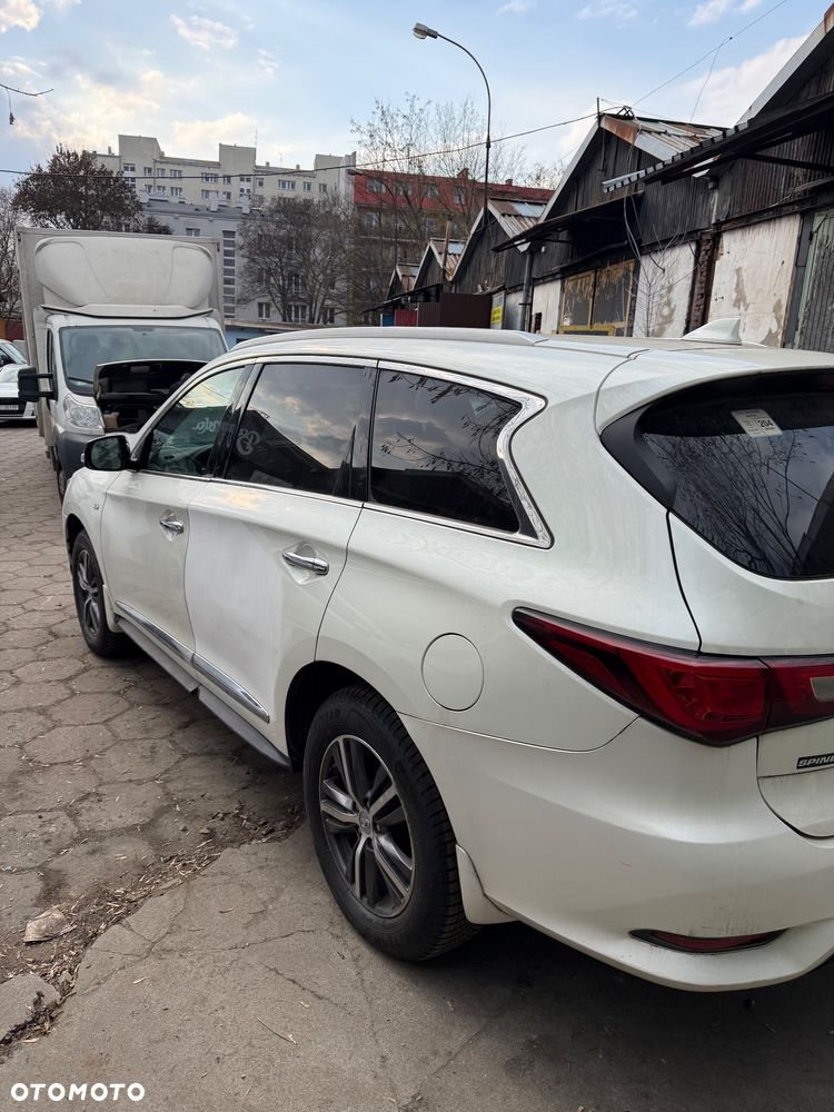 Infiniti QX60 - 4