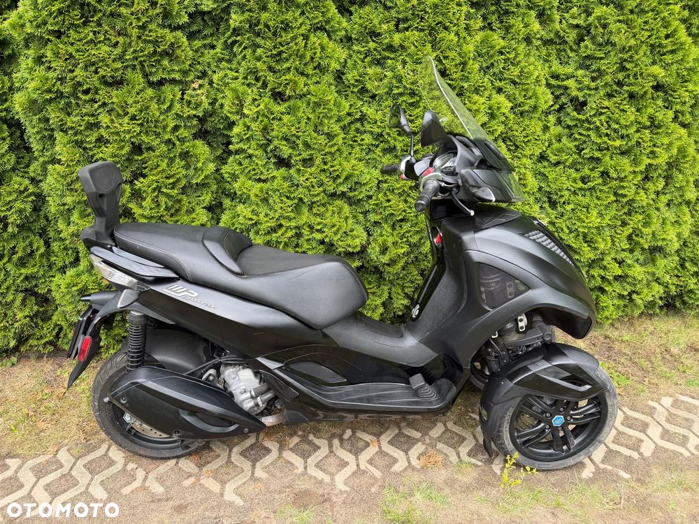 Piaggio MP-3 - 2