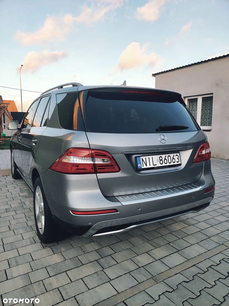 Mercedes-Benz ML - 8