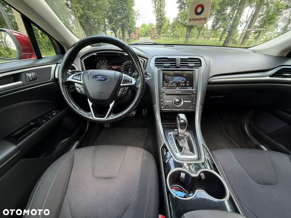 Ford Mondeo - 36
