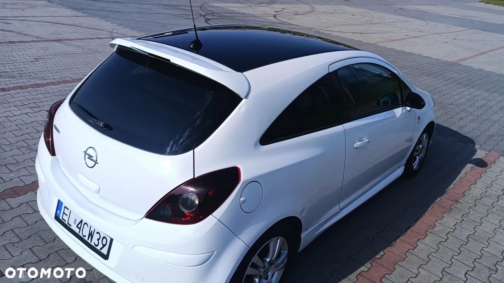 Opel Corsa 1.4 16V Limited Edition - 17