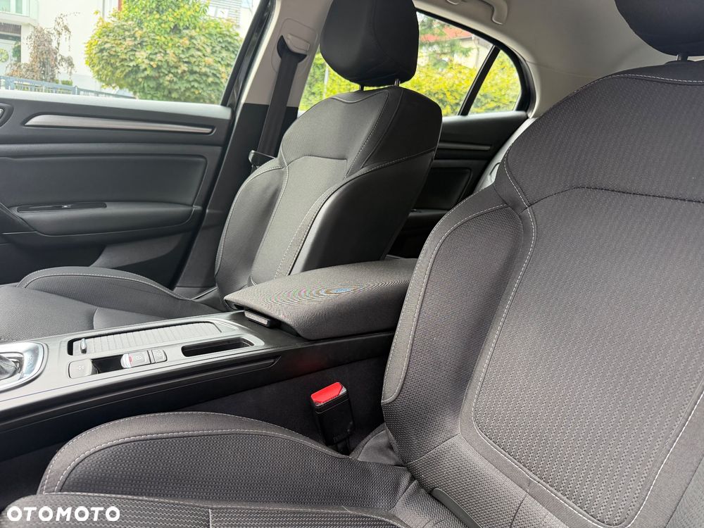 Renault Megane - 25