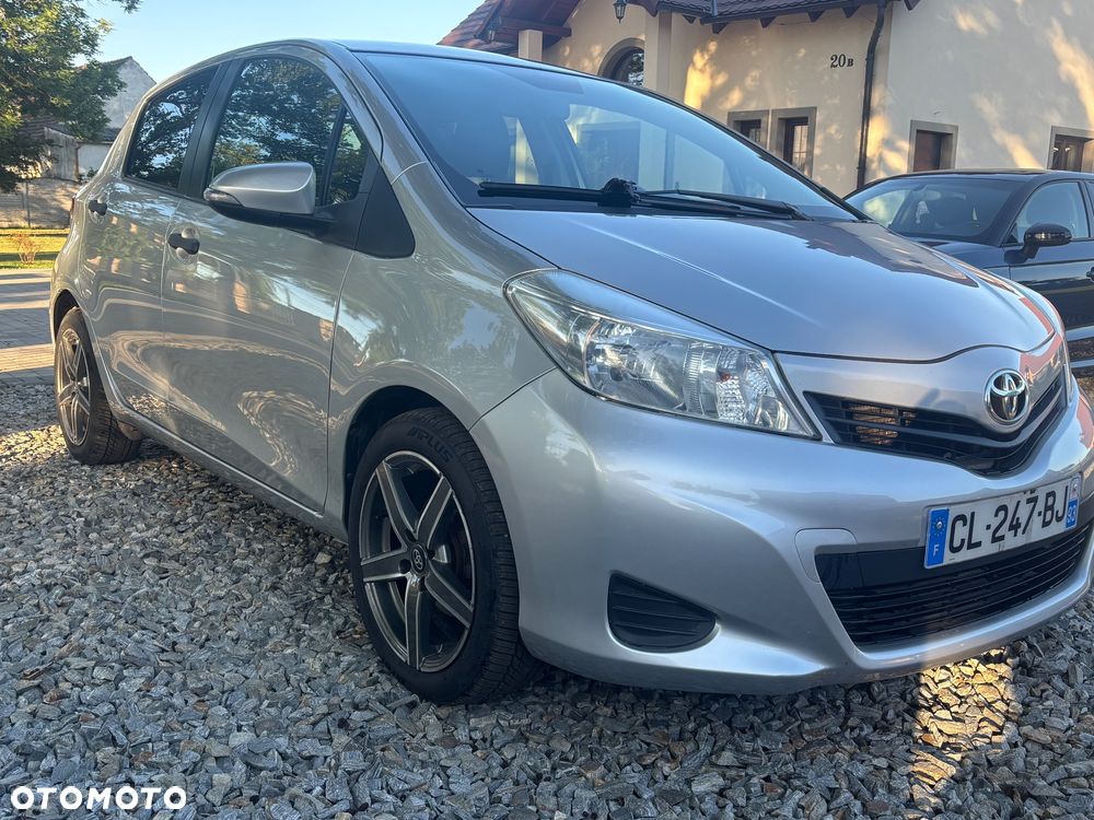 Toyota Yaris 1.4 D-4D Comfort - 8