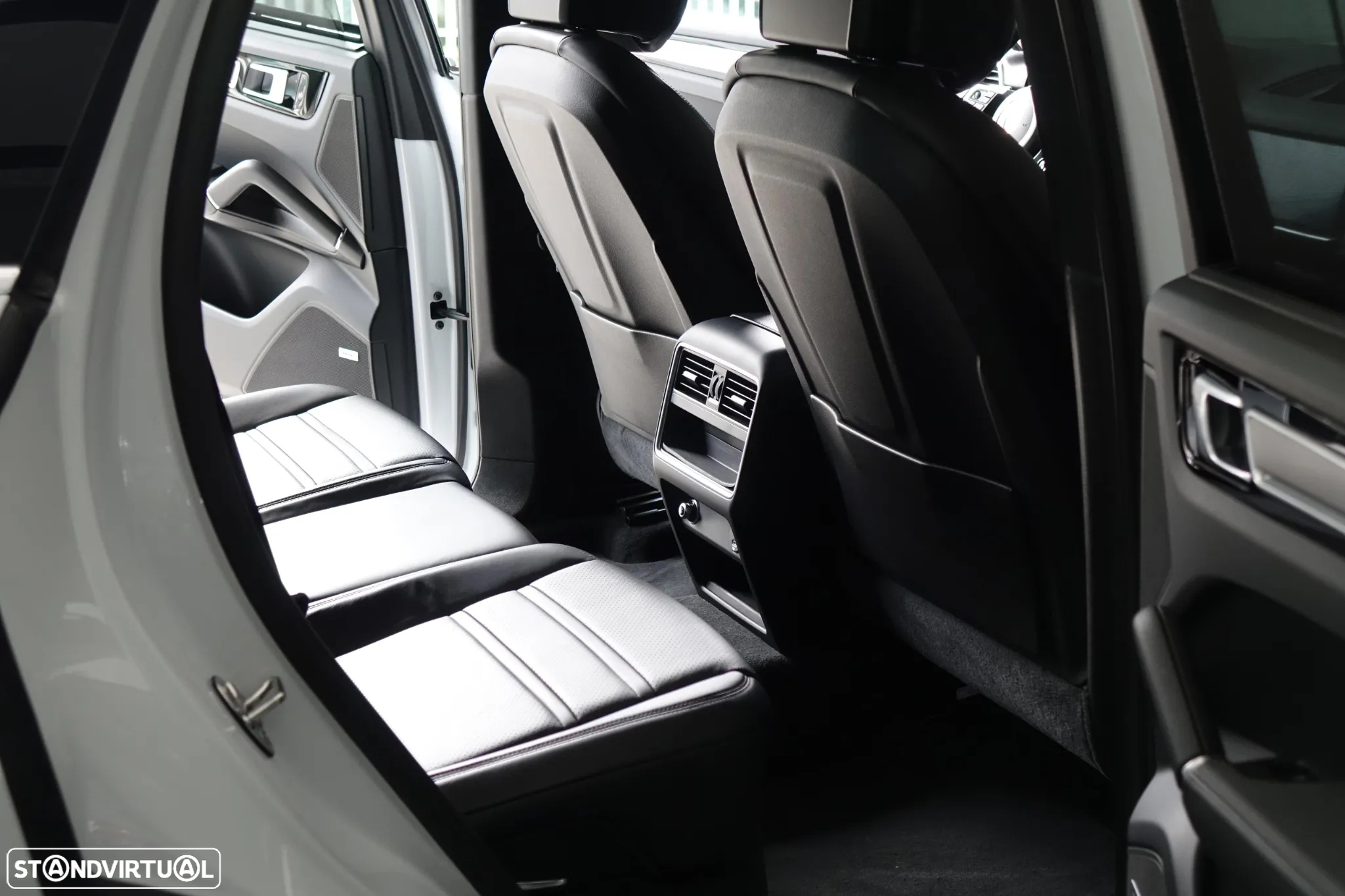 Porsche Cayenne E-Hybrid - 23