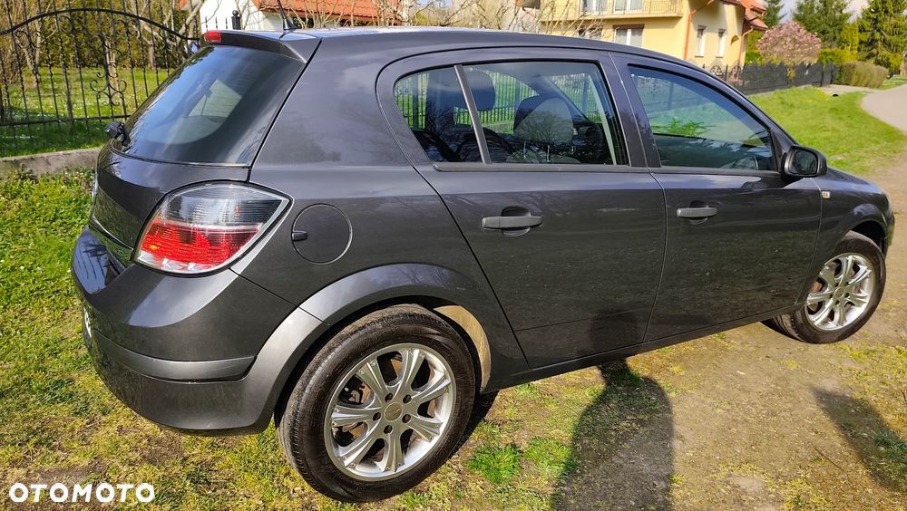 Opel Astra 1.6 Active - 12