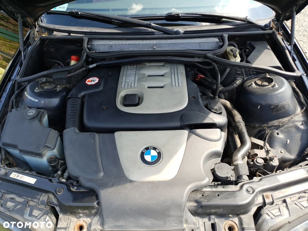 BMW Seria 3 320d Touring - 11