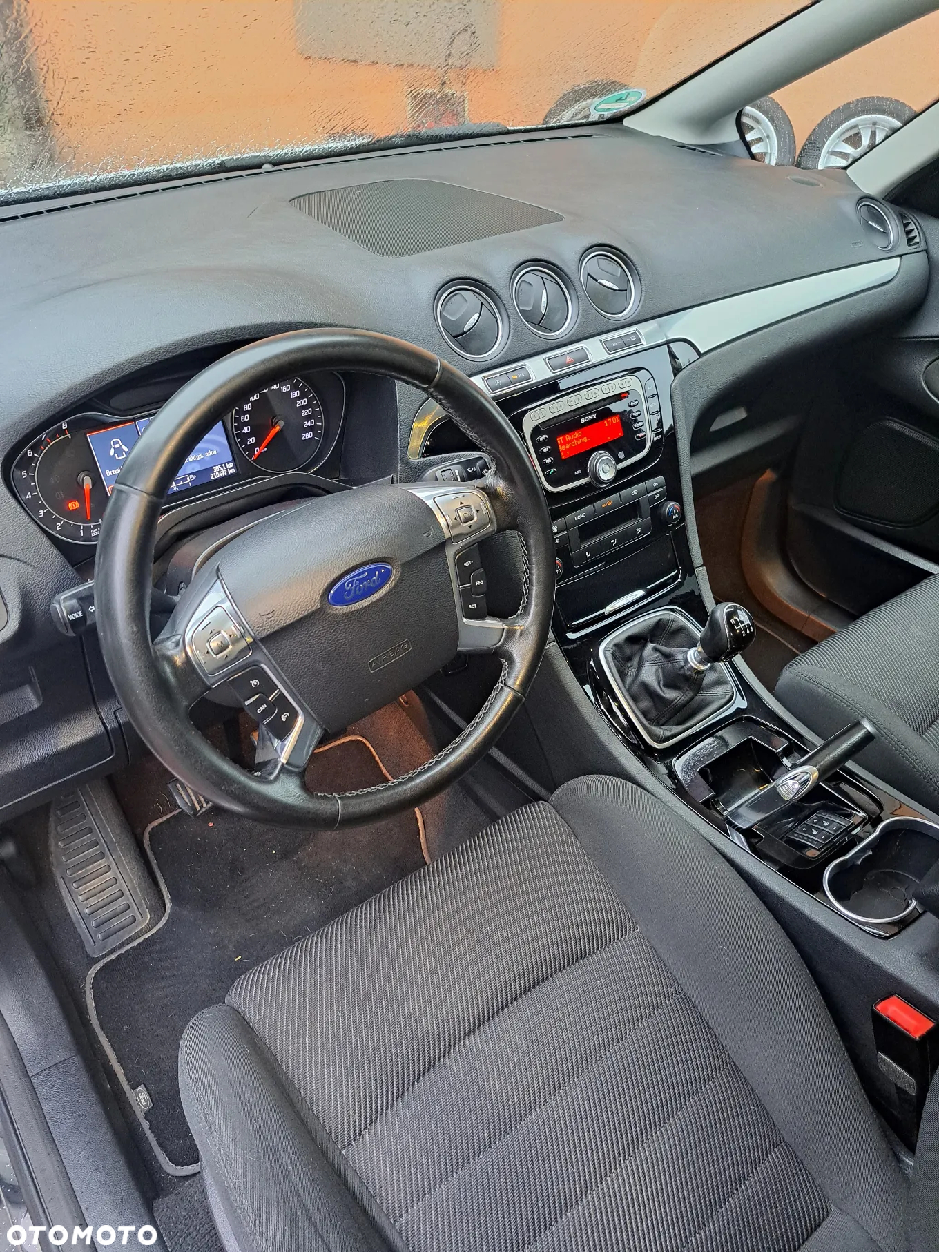 Ford S-Max - 7