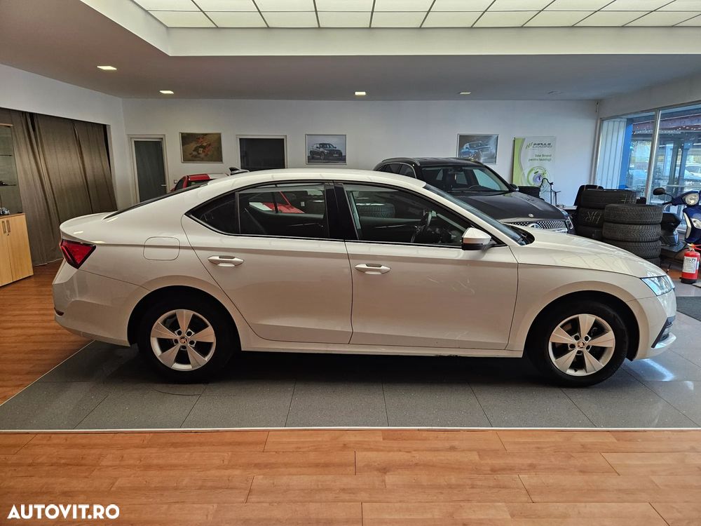 Skoda Octavia - 4
