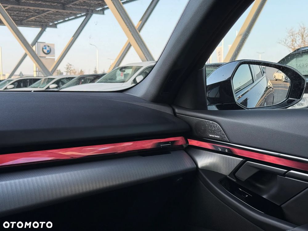 BMW Seria 5 520i - 18