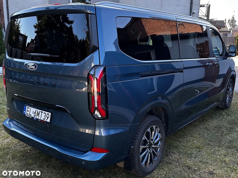 Ford Tourneo Custom - 2