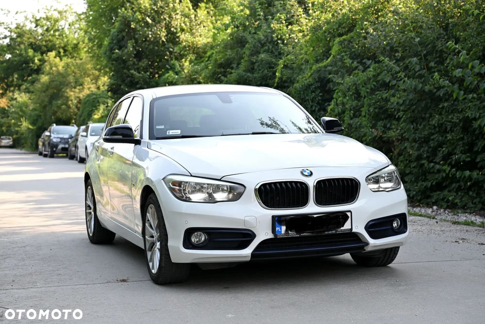 BMW Seria 1 114d Sport Line - 2