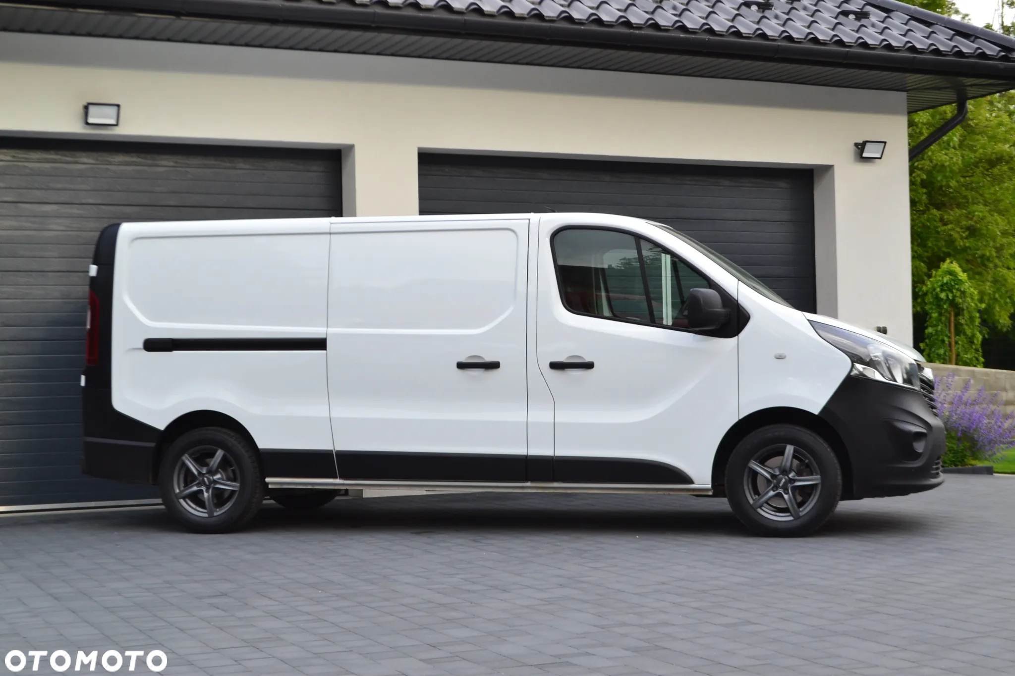 Renault TRAFIC LONG - 11