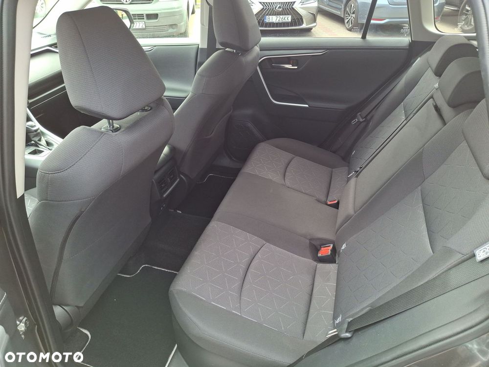 Toyota RAV4 - 10