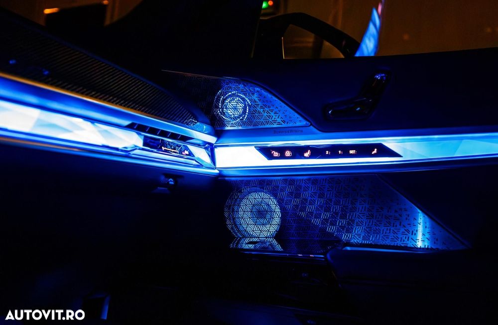 BMW M7 M760e xDrive AT PHEV - 20
