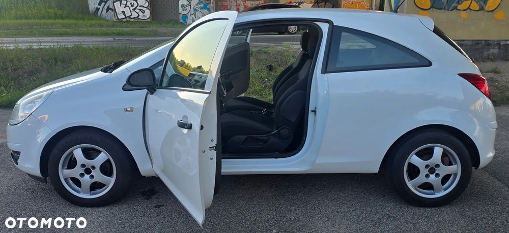 Opel Corsa - 17