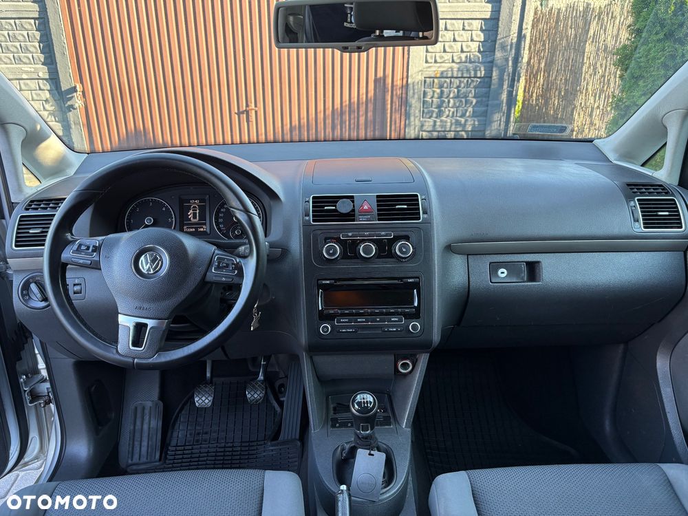 Volkswagen Touran 1.6 TDI DPF Trendline - 12