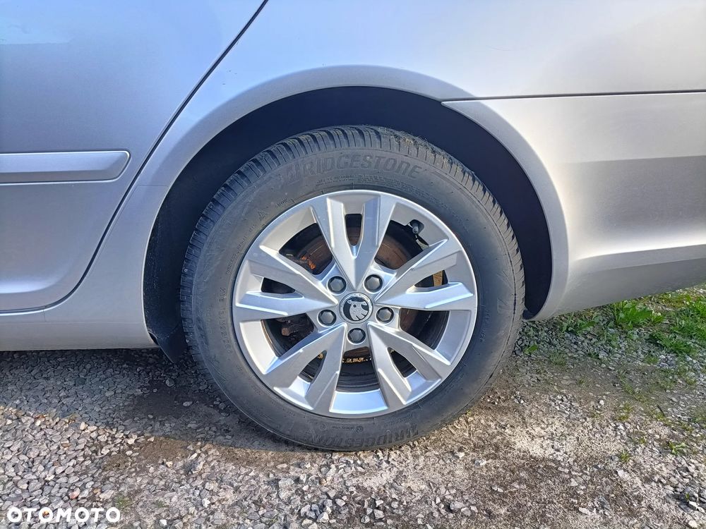 Skoda Octavia 2.0 TDI DPF Elegance - 17