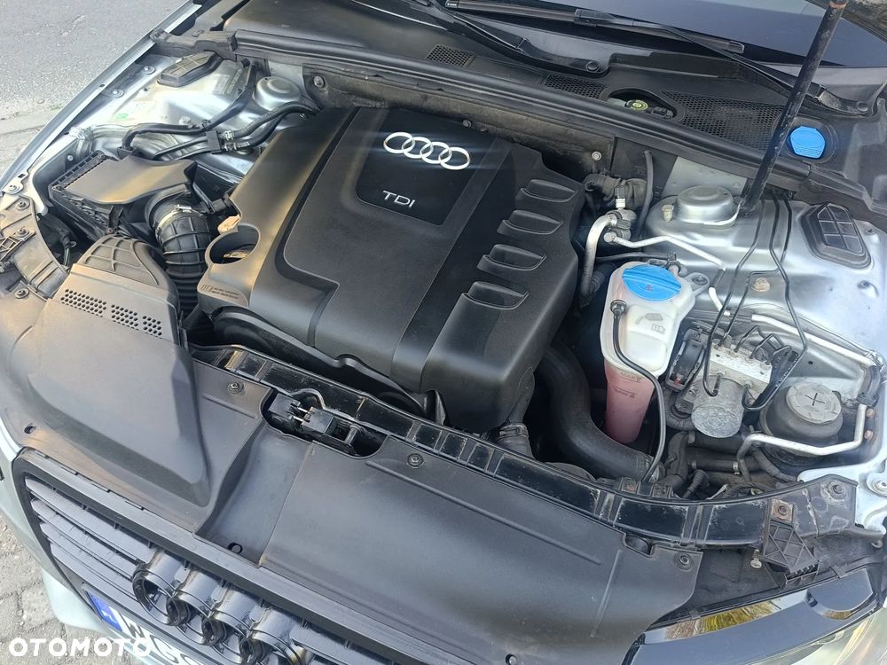 Audi A4 Avant 2.0 TDI DPF multitronic Ambiente - 16