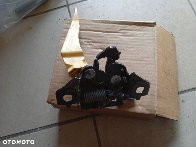 Nissan Qashqai J12 ZAMEK MASKI POKRYWY SILNIKA PRZEDNI PRZÓD ORYG. - 1