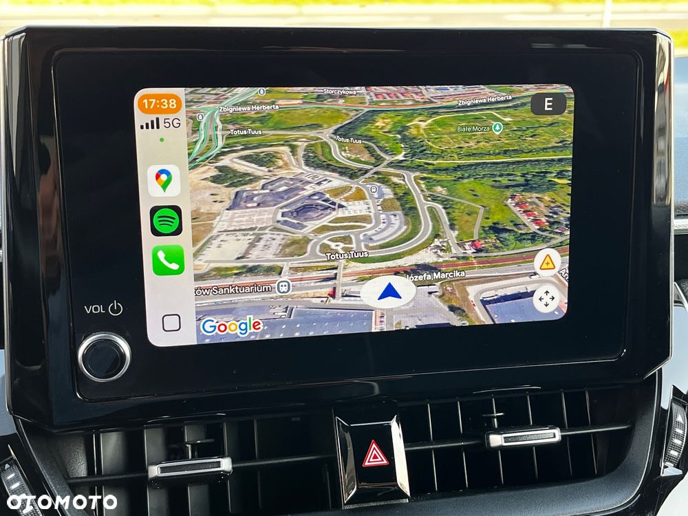 Toyota Corolla 1.8 Hybrid Comfort - 19