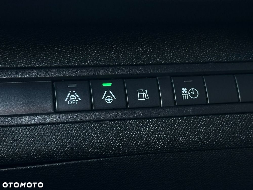 Peugeot 3008 225 e-EAT8 GT Pack - 23