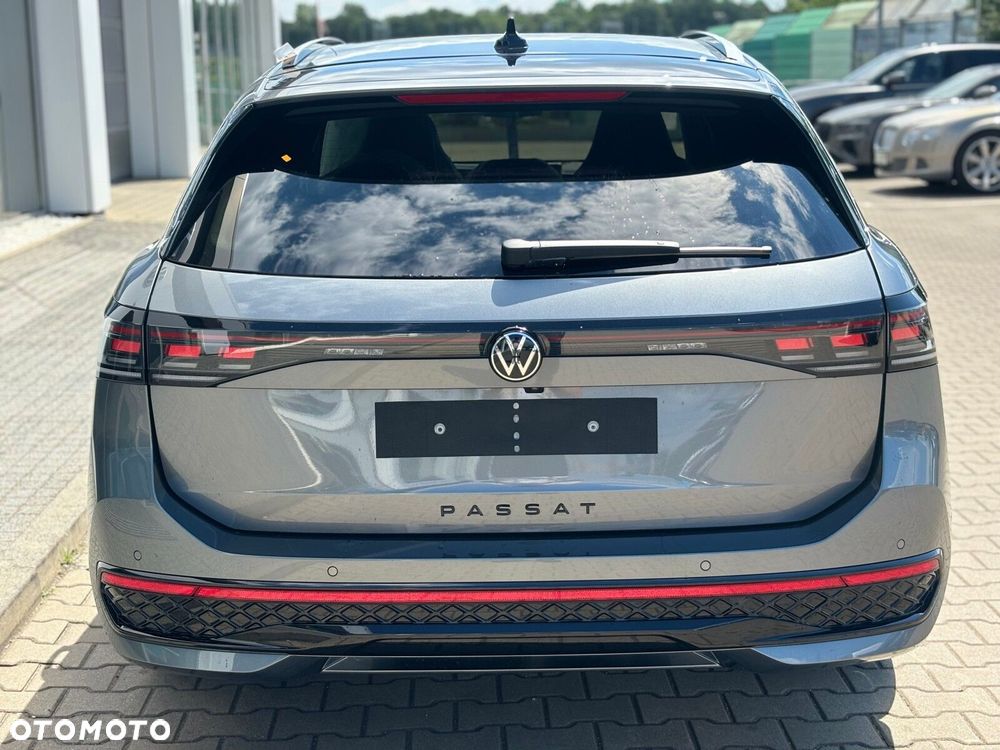 Volkswagen Passat - 6