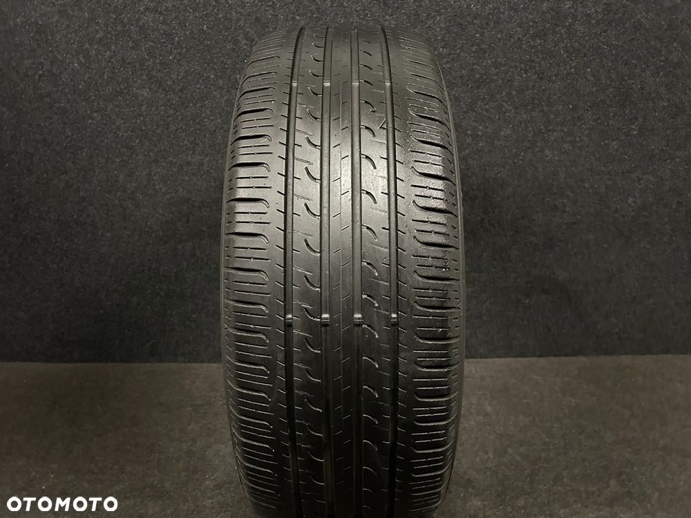 Goodyear EfficientGrip SUV 4x4 M+S 225/55/19 99V 1szt. - 1