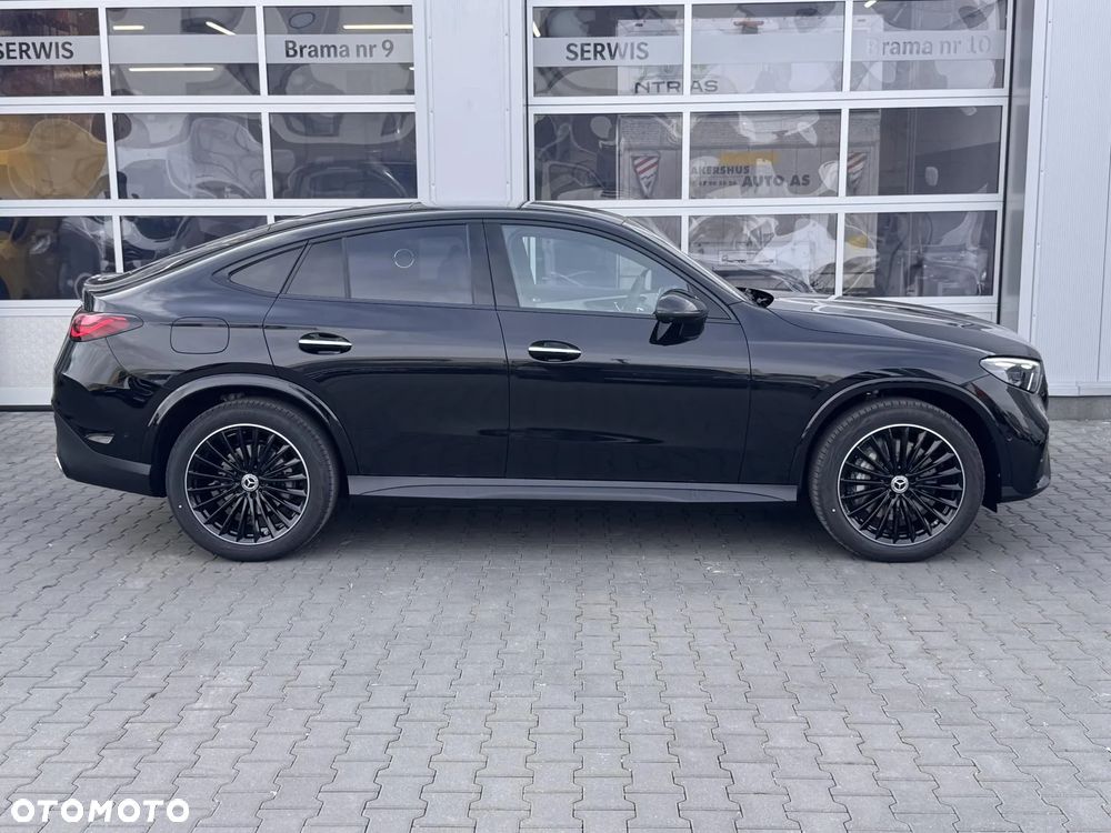 Mercedes-Benz GLC 220 d 4Matic 9G-TRONIC AMG Line Advanced - 8